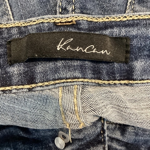 KanCan Distressed Cuffed Denim Shorts Medium Wash Mid-Rise M - Picture 4 of 5